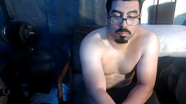 Snapshot of k1oudE chatting on 2, 6, 2026 k1oudE online show from 2, 6, 2026