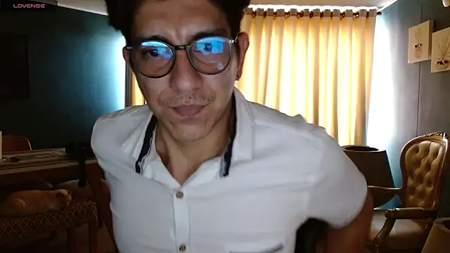 Snapshot of Noah-cock chatting on 9, 2, 2026 Noah-cock online show from 9, 2, 2026