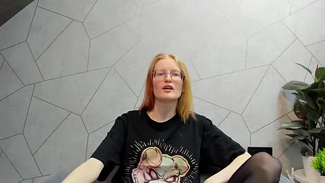 Snapshot of ElizabethHarpper chatting on 13, 2, 2025 ElizabethHarpper online show from 13, 2, 2025