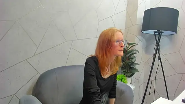 Snapshot of ElizabethHarpper chatting on 27, 2, 2025 ElizabethHarpper online show from 27, 2, 2025