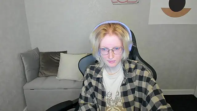 Snapshot of ElizabethHarpper chatting on 23, 9, 2025 ElizabethHarpper online show from 23, 9, 2025