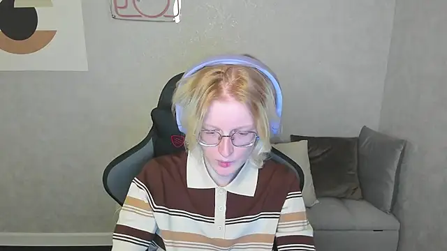 Snapshot of ElizabethHarpper chatting on 20, 9, 2025 ElizabethHarpper online show from 20, 9, 2025