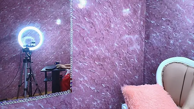 arissha lee online show from 23, 3, 2025