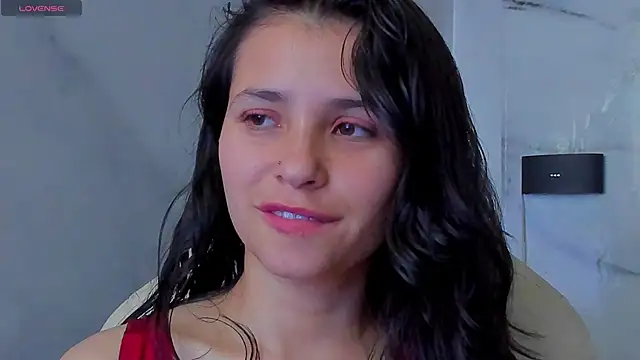 Snapshot of arissha_lee chatting on 8, 6, 2026 arissha lee online show from 8, 6, 2026