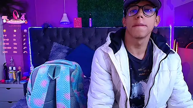 RyanPricee online show from 14, 2, 2026