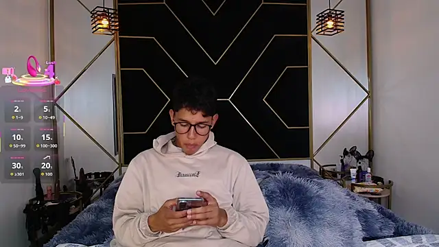 RyanPricee online show from 28, 10, 2025