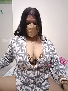 Hot muskaan online show from 3, 7, 2026