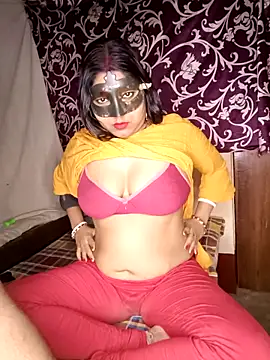 Hot muskaan online show from 17, 11, 2025