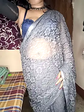 Hot muskaan online show from 19, 11, 2025