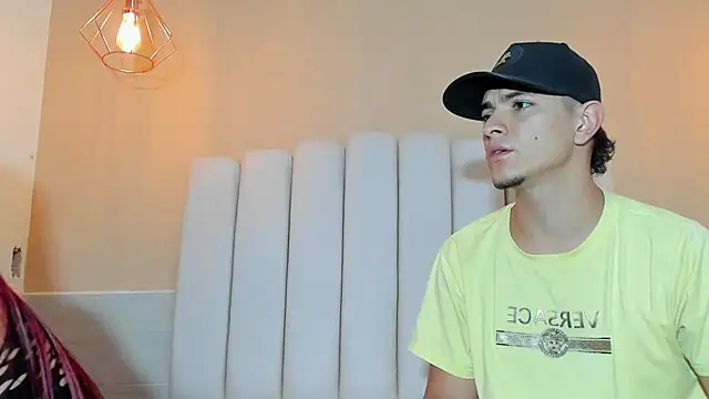 DAVID VICTORIAA online show from 13, 2, 2025