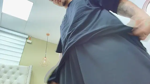 DAVID VICTORIAA online show from 20, 12, 2025