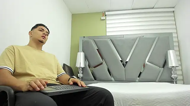 DAVID VICTORIAA online show from 26, 5, 2026