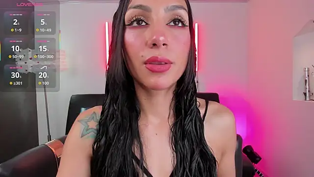 Snapshot of miss___evangeline chatting on 13, 6, 2026 miss evangeline online show from 13, 6, 2026