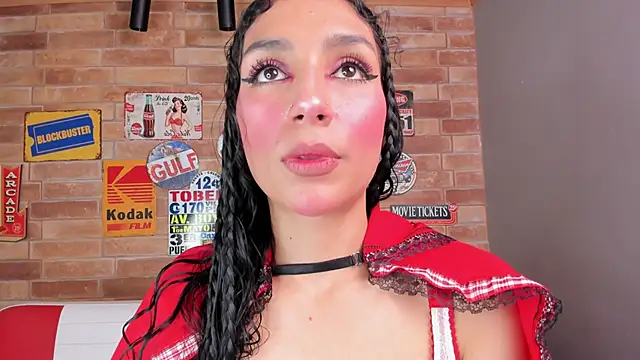 miss   evangeline online show from 27, 10, 2025