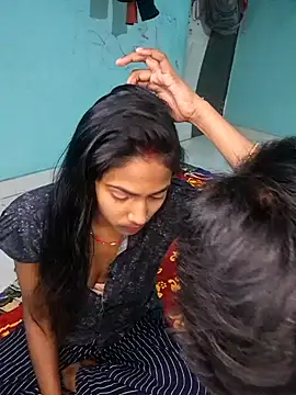 Virl clople online show from 13, 2, 2025