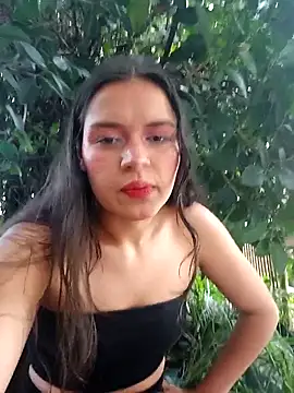 Snapshot of Danni_shy chatting on 19, 6, 2026 Danni shy online show from 19, 6, 2026