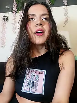 Danni shy online show from 21, 4, 2026