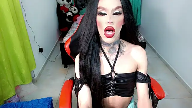 Snapshot of Alextwink chatting on 2, 5, 2026 Alextwink online show from 2, 5, 2026