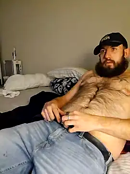 StruggleSnuggles online show from 6, 1, 2025