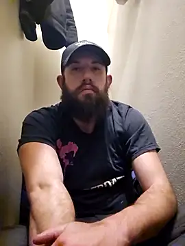StruggleSnuggles online show from 12, 1, 2025