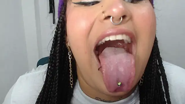 Snapshot of brittanysexhot chatting on 5, 7, 2026 brittanysexhot online show from 5, 7, 2026