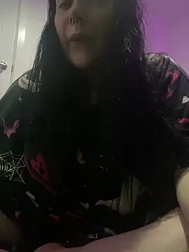 Gothicsiren online show from 4, 2, 2025