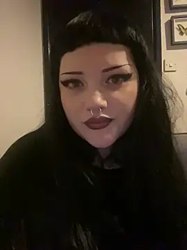 Gothicsiren online show from 3, 1, 2025