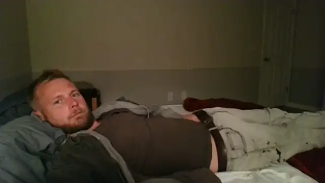 Snapshot of bjay1210 chatting on 21, 12, 2025 bjay1210 online show from 21, 12, 2025