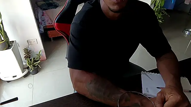 Adam Valenciia online show from 8, 2, 2026