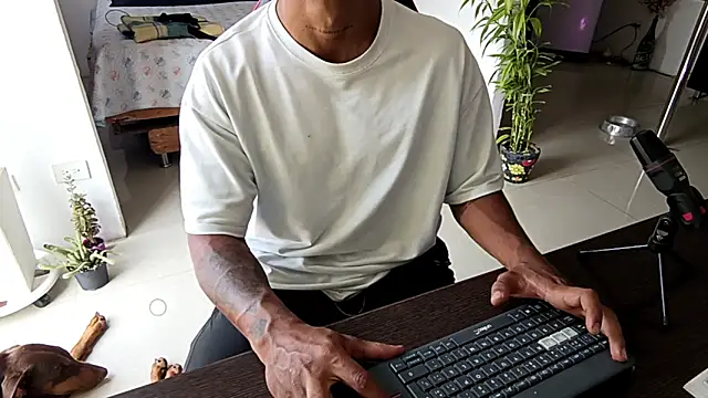 Adam Valenciia online show from 18, 2, 2026