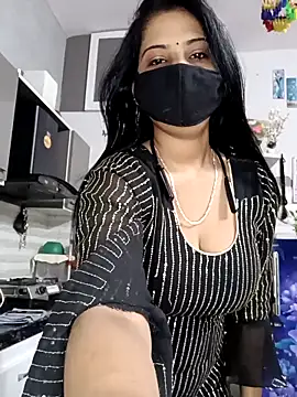 Snapshot of Best-Couple chatting on 1, 2, 2026 Best-Couple online show from 1, 2, 2026