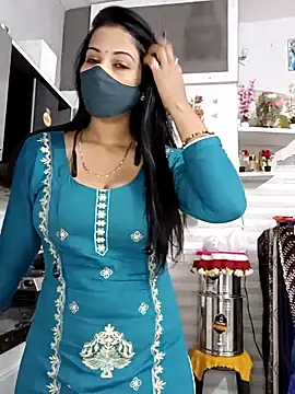 Snapshot of Best-Couple chatting on 23, 12, 2025 Best-Couple online show from 23, 12, 2025