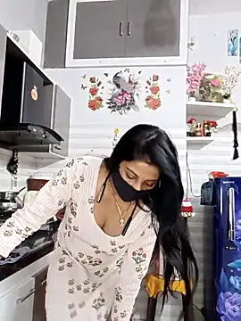 Snapshot of Best-Couple chatting on 16, 2, 2026 Best-Couple online show from 16, 2, 2026