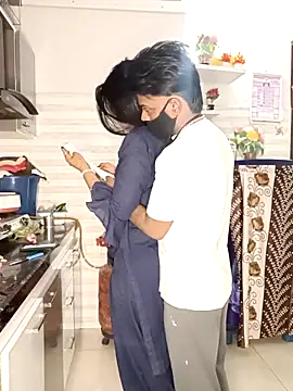 Best-Couple online show from 3, 3, 2025