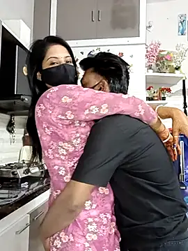 Snapshot of Best-Couple chatting on 14, 2, 2026 Best-Couple online show from 14, 2, 2026