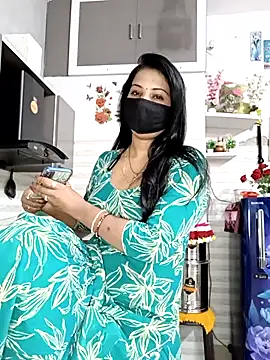 Snapshot of Best-Couple chatting on 29, 4, 2026 Best-Couple online show from 29, 4, 2026