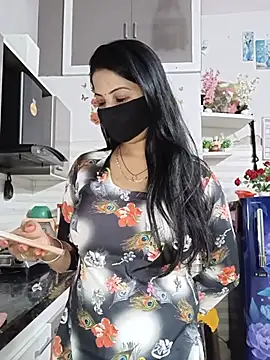 Snapshot of Best-Couple chatting on 11, 7, 2026 Best-Couple online show from 11, 7, 2026