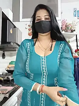 Snapshot of Best-Couple chatting on 3, 7, 2026 Best-Couple online show from 3, 7, 2026