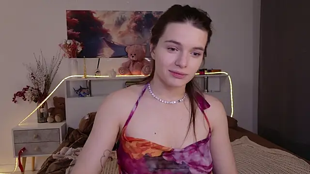 Snapshot of Nellie_Medina chatting on 4, 6, 2026 Nellie Medina online show from 4, 6, 2026