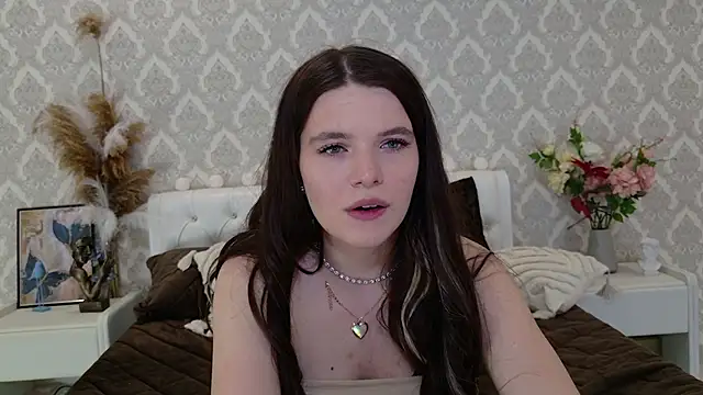 Nellie Medina online show from 19, 2, 2025