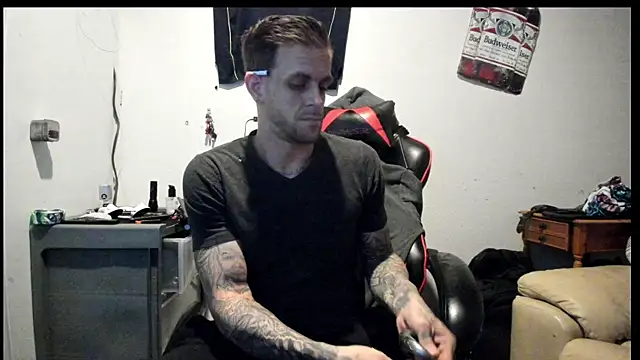 JamesMichael88 online show from 3, 3, 2025