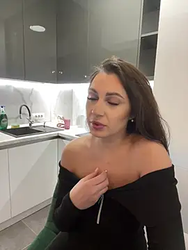 claraxjoyy online show from 27, 2, 2025