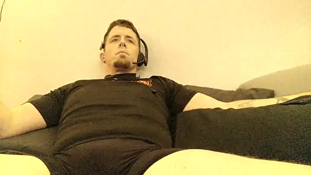 nickatnite1227 online show from 24, 1, 2025