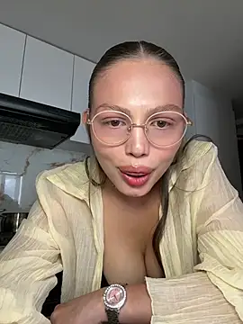 Snapshot of Anaruso chatting on 21, 3, 2025 Anaruso online show from 21, 3, 2025