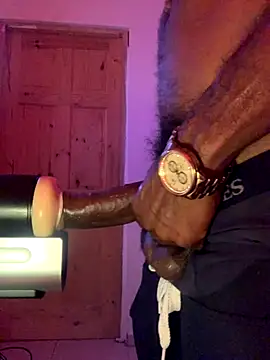 Taylor69xKiki online show from 6, 10, 2025