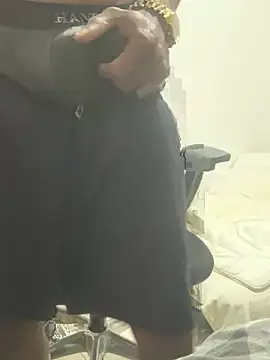 Taylor69xKiki online show from 31, 12, 2024