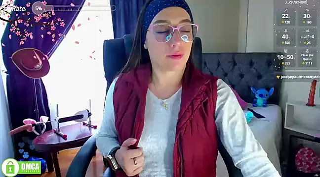 Qadesh Boix online show from 6, 3, 2025