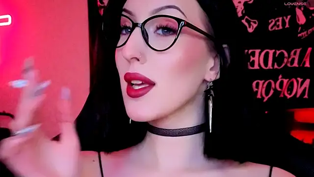 Snapshot of Miss_Alice__ chatting on 3, 5, 2026 Miss Alice online show from 3, 5, 2026