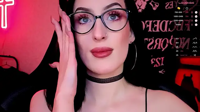 Miss Alice   online show from 14, 2, 2026