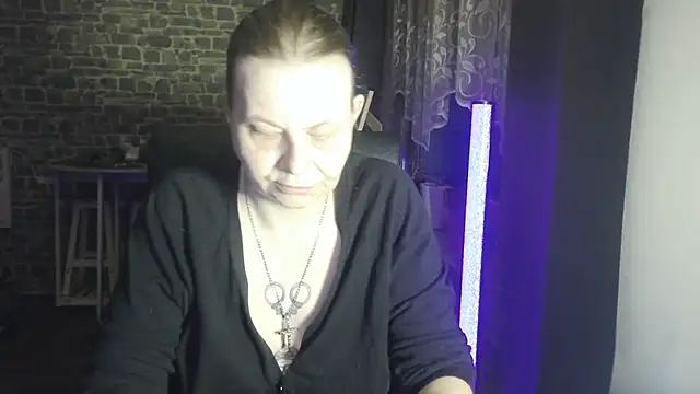 Sweet Phoenix online show from 9, 10, 2025